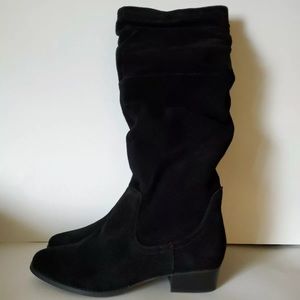 BRAND NEW WOMEN'S SUEDE LEATHER BOOTS SIZE 8